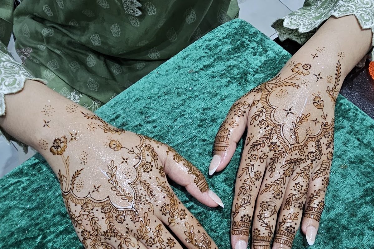 Mendhibyamani1