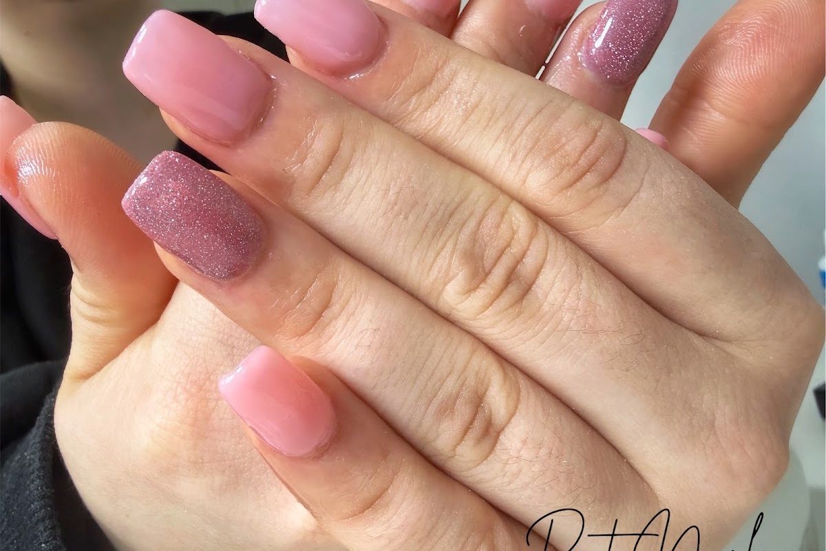 Rut Nails & Mehndi