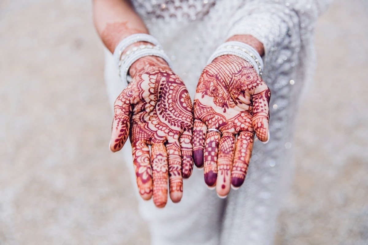 Bushra Mehandi artist in london , Eastham