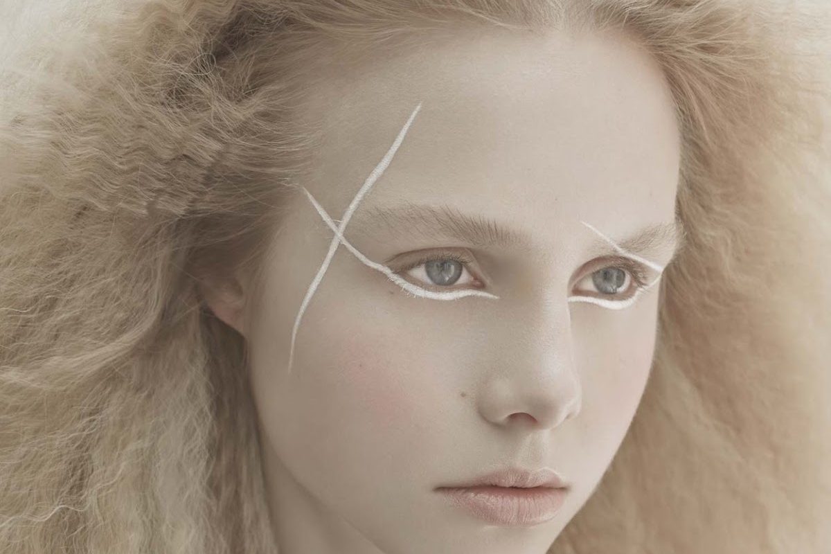 Elizabeth Hsieh Makeup Artist London