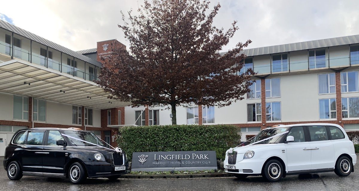 Traditional London Wedding Taxis