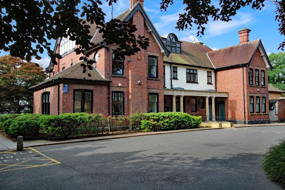 Stamford Court