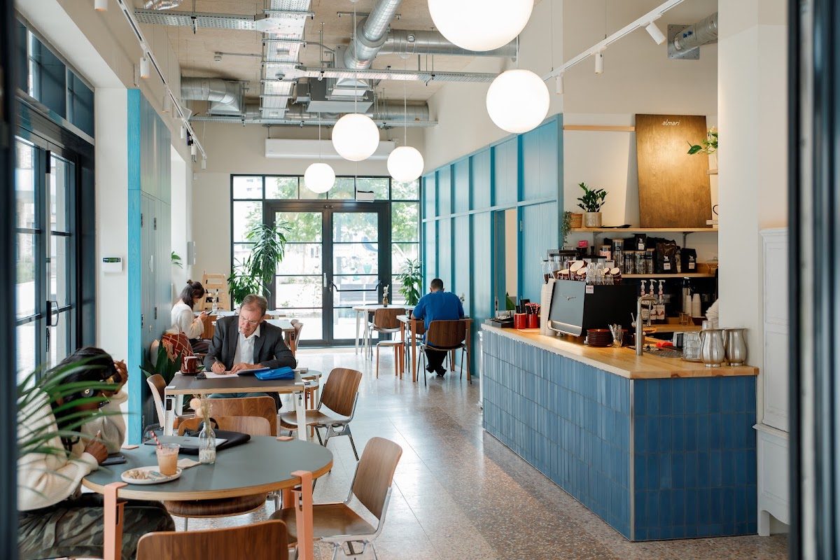 Almari Coffee