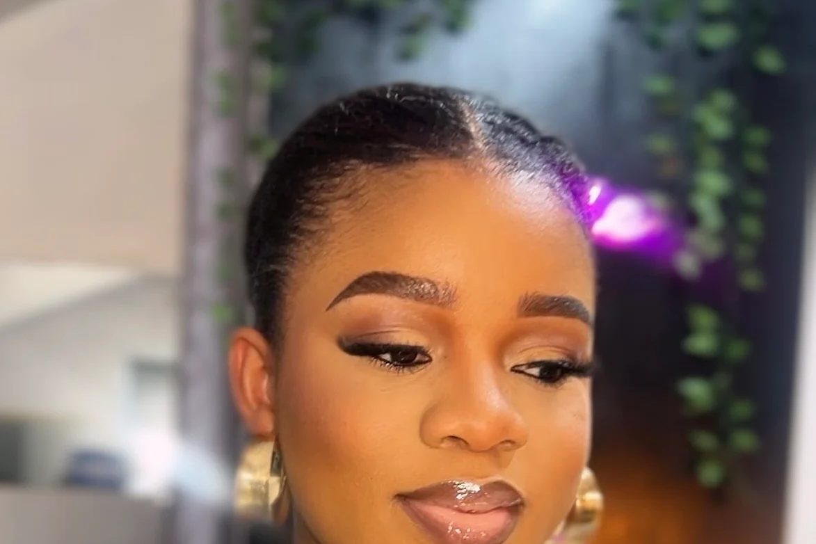 Junie Beauty Makeup Artist