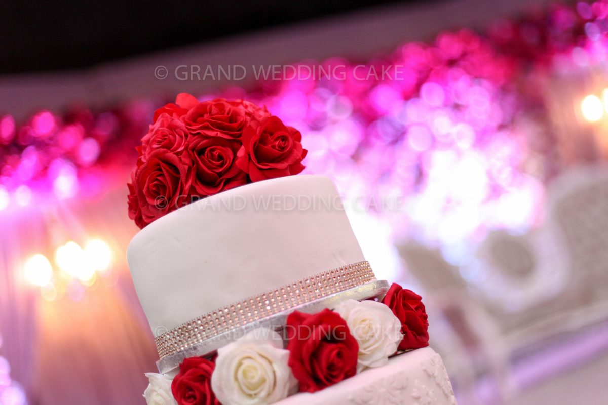 Grand Wedding Cakes