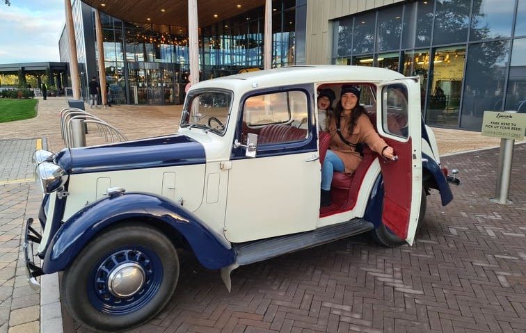 AVA Wedding Cars (Leicester)