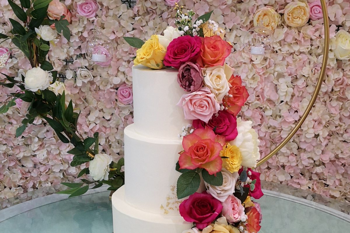 Simply Beautiful Wedding Cakes