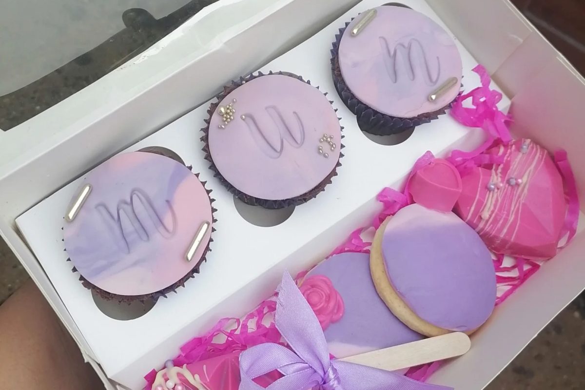 Enfield & North London Bespoke Wedding cake maker