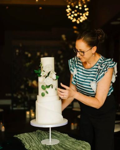 Cheryl Bottomley Cakes Asian Wedding Cakes